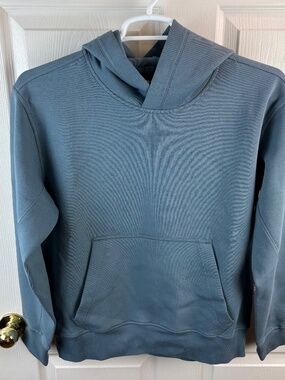 YPB Neoknit Max Hoodie